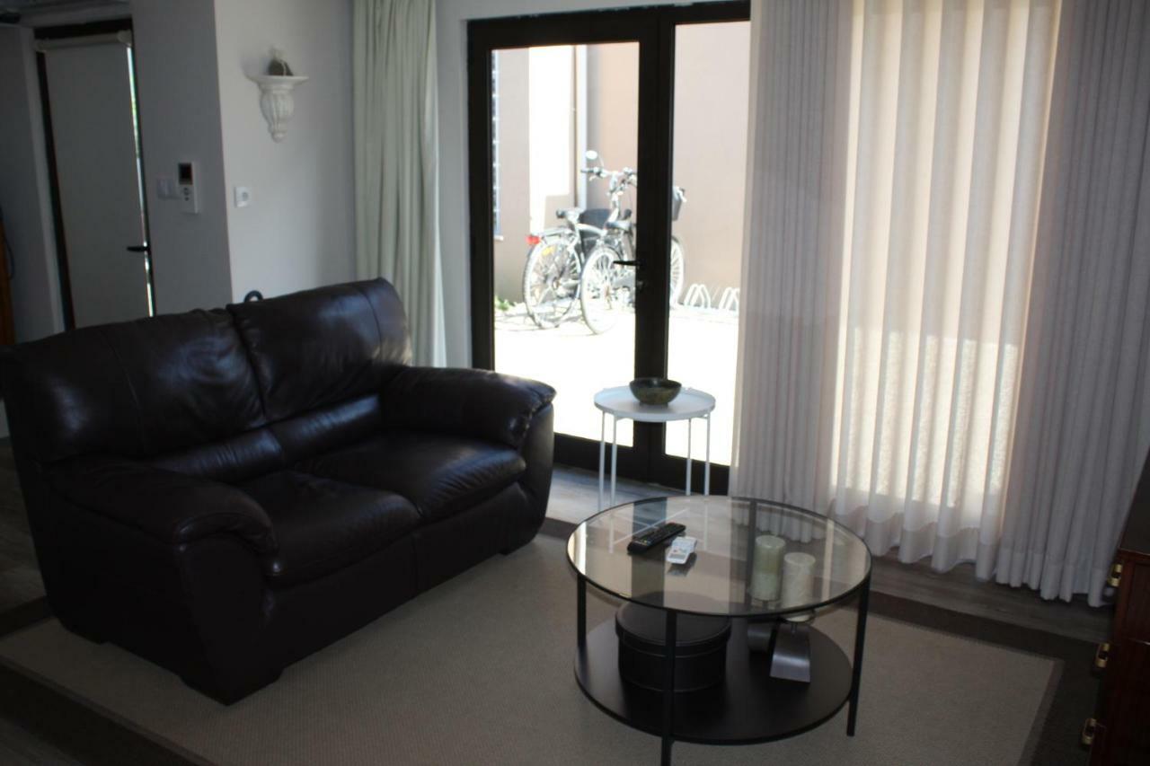 Areia Beach Guest House 빌다도콘데 외부 사진